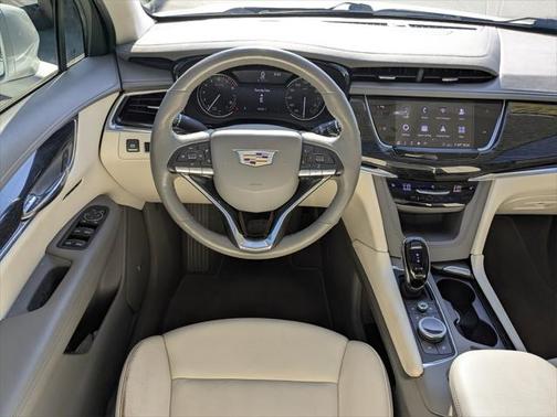 2020 Cadillac XT6 Premium Luxury FWD