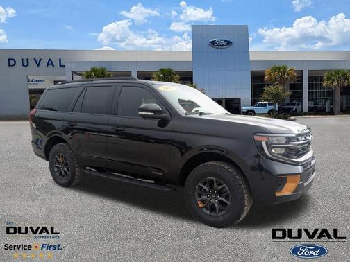 Agate Black Metallic 2026 Ford Expedition Tremor