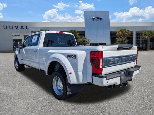 2022 Ford F-450 Limited
