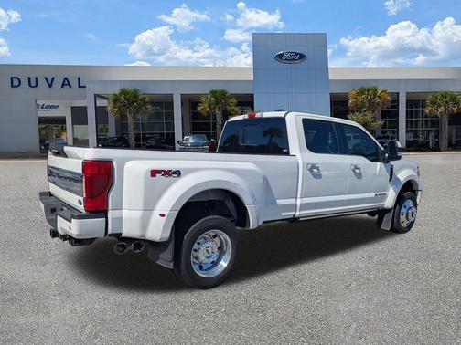 2022 Ford F-450 Limited