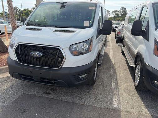 Oxford White 2025 Ford Transit-250 Base