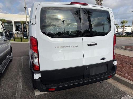 Oxford White 2025 Ford Transit-250 Base