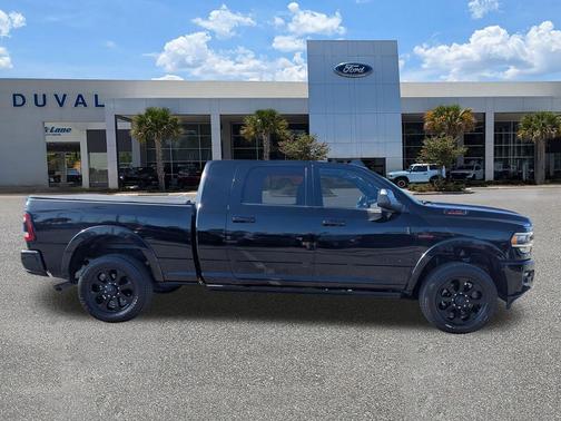 2020 RAM 3500 Laramie Mega Cab 4x4 6'4' Box