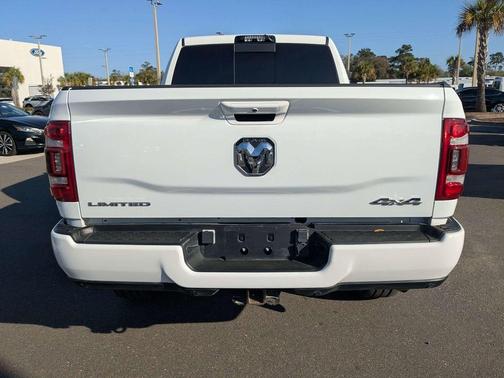 2024 RAM 2500 Limited Crew Cab 4x4 6'4' Box