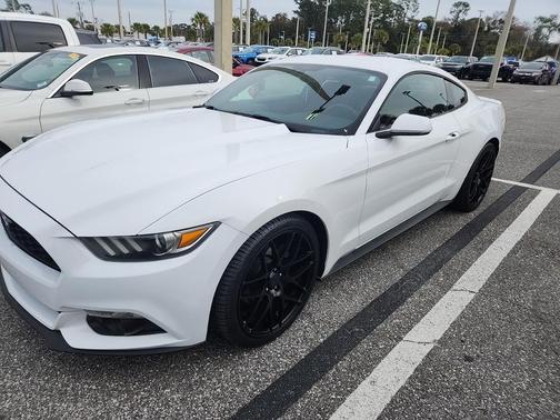 2015 Ford Mustang V6
