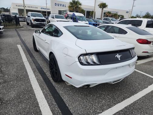 2015 Ford Mustang V6
