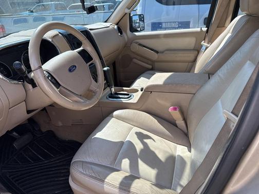 2006 Ford Explorer XLT