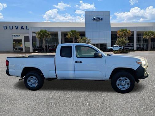 2023 Toyota Tacoma SR