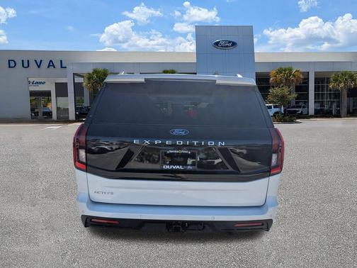 2026 Ford Expedition Active