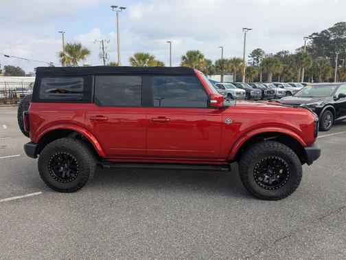 2022 Ford Bronco Outer Banks