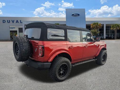 2022 Ford Bronco Outer Banks