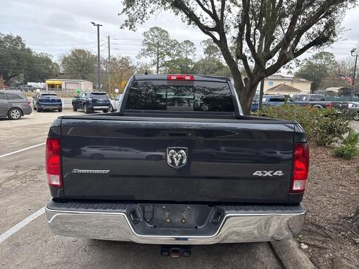 2018 RAM 1500 SLT