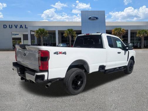 Oxford White 2025 Ford F-350 XL