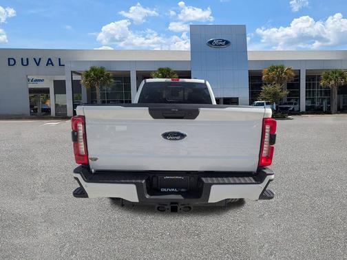 Oxford White 2025 Ford F-350 XL