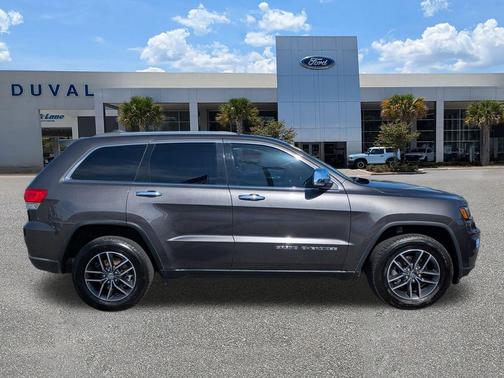 2017 Jeep Grand Cherokee Limited X