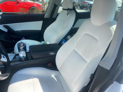 2020 Tesla Model 3 Standard Range