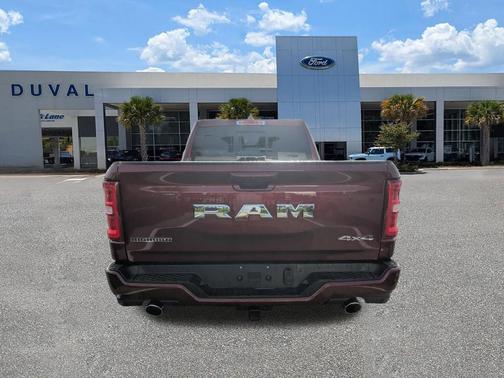 Delmonico Red Pearlcoat 2025 RAM 1500 Big Horn/Lone Star