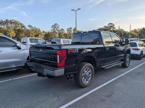 2022 Ford F-350 Lariat
