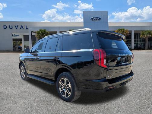 Agate Black Metallic 2026 Ford Expedition Active