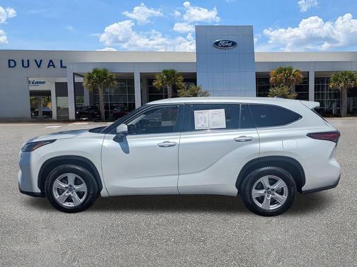 2022 Toyota Highlander Hybrid LE