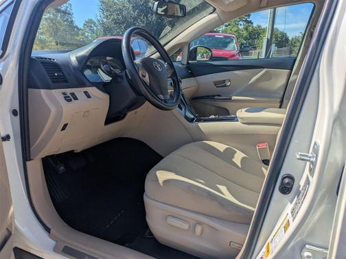 2010 Toyota Venza Base