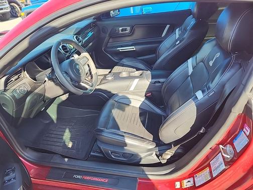 2020 Ford Shelby GT500 Base