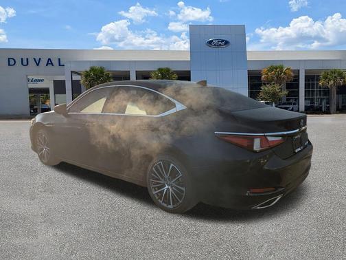 2023 Lexus ES 350 Base