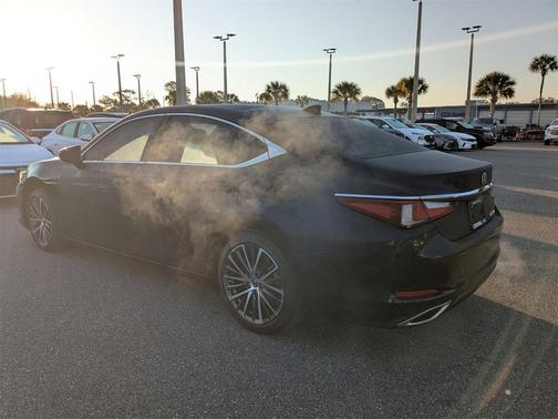 2023 Lexus ES 350 Base