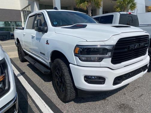 2024 RAM 2500 Laramie Crew Cab 4x4 6'4' Box