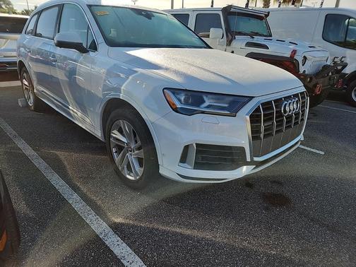2020 Audi Q7 55 Premium Plus
