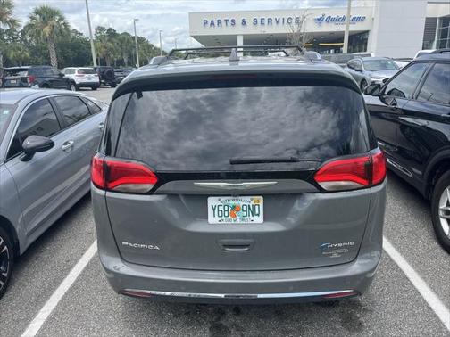 2020 Chrysler Pacifica Hybrid Limited