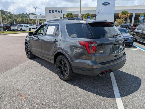 2018 Ford Explorer Sport