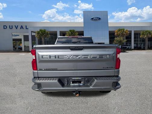 2020 Chevrolet Silverado 1500 Custom