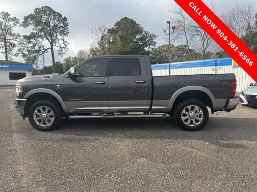 2019 RAM 3500 Laramie Crew Cab 4x4 6'4' Box