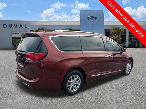 2020 Chrysler Pacifica Touring L