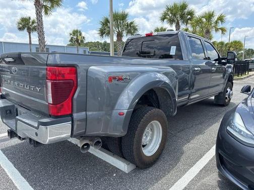 2022 Ford F-350 Lariat