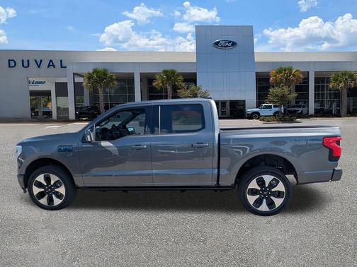 2025 Ford F-150 Lightning Platinum