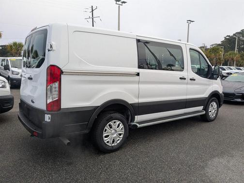 2024 Ford Transit-250 Base
