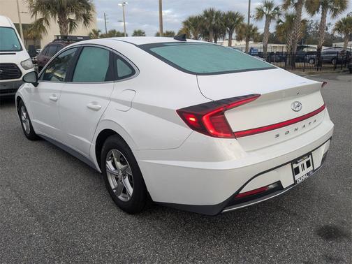 2021 Hyundai SONATA SE
