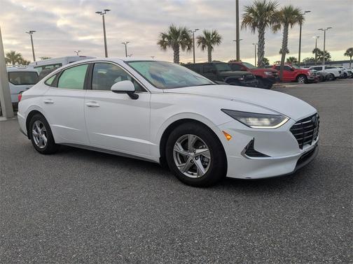 2021 Hyundai SONATA SE