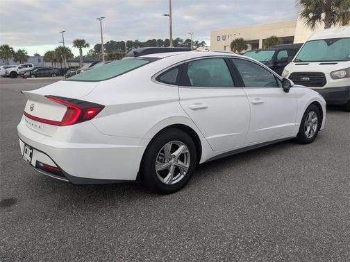 2021 Hyundai SONATA SE