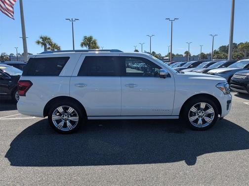 2023 Ford Expedition Platinum