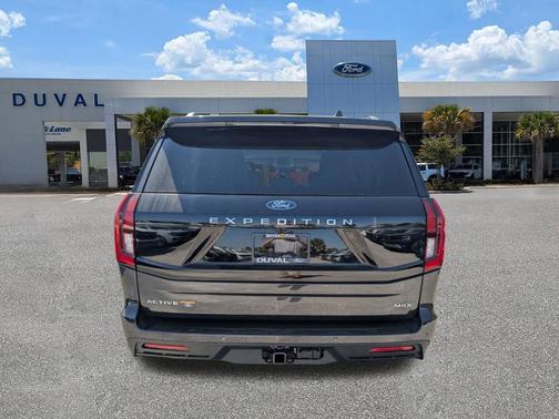 Dark Matter Gray Metallic 2026 Ford Expedition Max Active