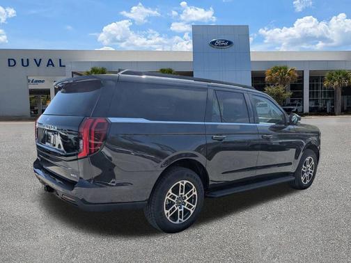 Dark Matter Gray Metallic 2026 Ford Expedition Max Active