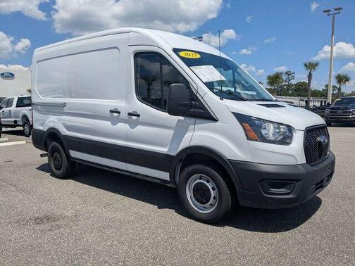 Oxford White 2023 Ford Transit-250 Base