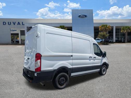 Oxford White 2023 Ford Transit-250 Base