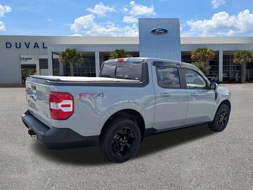 2022 Ford Maverick Lariat