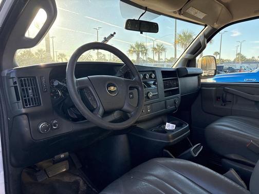 2017 Chevrolet Express 2500 Work Van