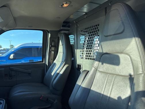 2017 Chevrolet Express 2500 Work Van