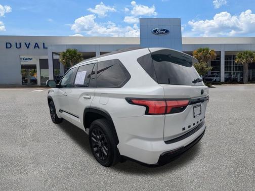 2024 Toyota Sequoia Platinum